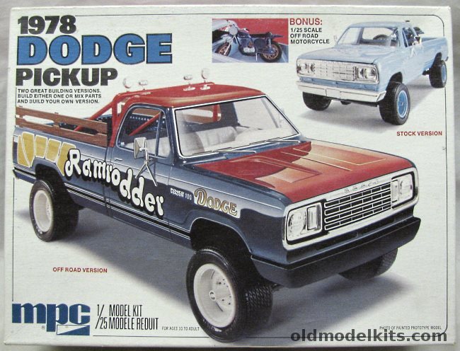 MPC 1/25 1978 Dodge Pickup Truck With Off-Road Motorcycle - Stock / Off Road, 1-7809 plastic model kit